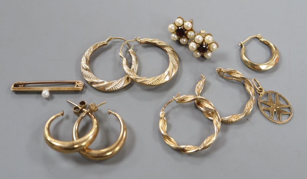 Four assorted pairs of modern 9ct gold earrings including garnet and cultured pearl cluster & 3 other items.